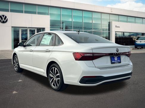 New 2026 Volkswagen Jetta SE image 7