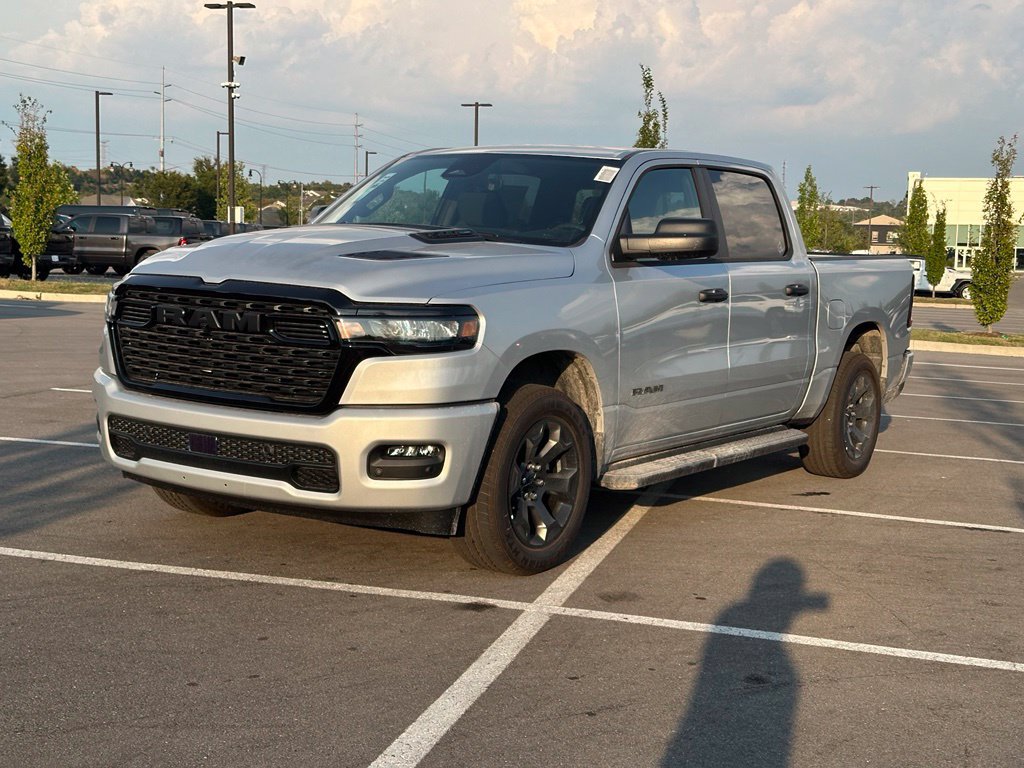 New 2026 RAM 1500 Express AWD/4WD image 3