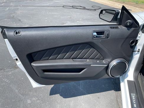 Used 2014 Ford Mustang Premium w/ Equipment Group 202A image 13