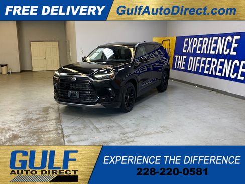 Used 2025 Toyota Grand Highlander FWD image 4