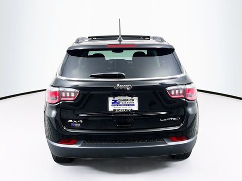 Used 2018 Jeep Compass Limited w/ Navigation Group AWD/4WD image 6