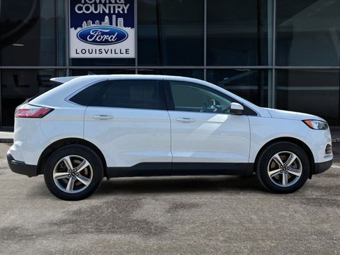 Used 2024 Ford Edge SEL w/ Convenience Package AWD/4WD image 2