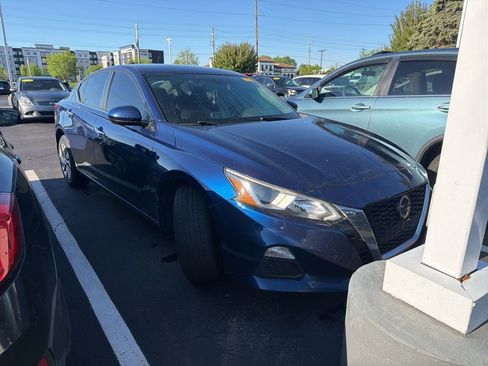 Used 2019 Nissan Altima 2.5 S image 4
