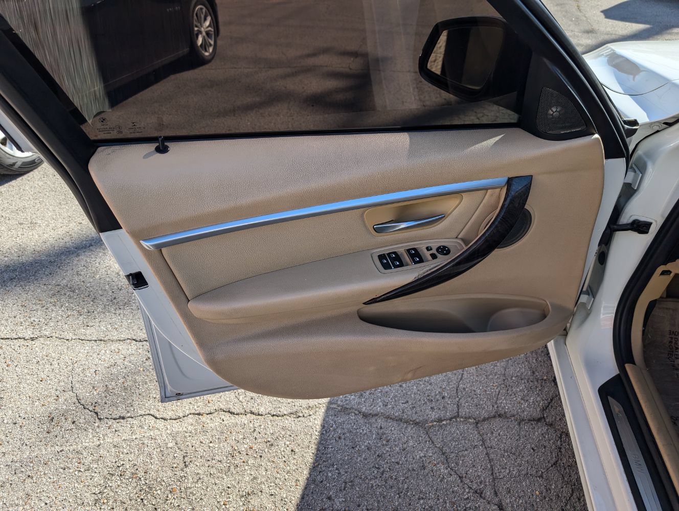 Used 2016 BMW 328i Sedan RWD image 11