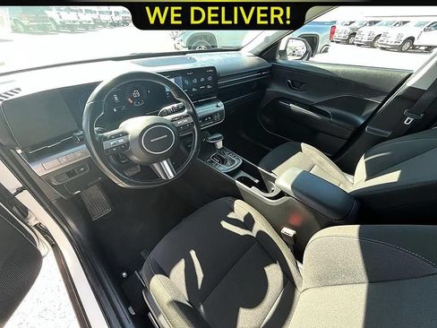 Used 2025 Hyundai Kona SEL AWD/4WD image 9