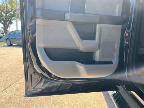 Used 2017 Ford F150 XLT w/ Trailer Tow Package image 22