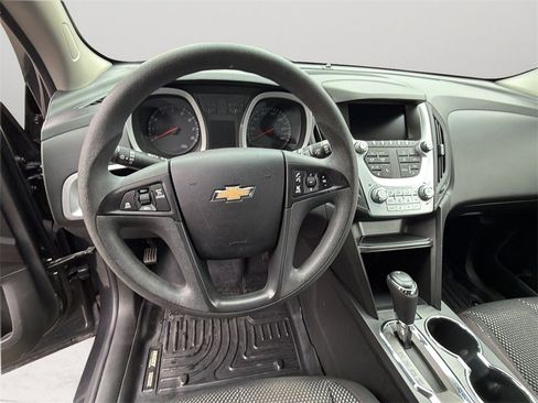 Used 2016 Chevrolet Equinox LS image 4