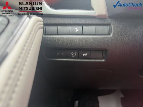 Used 2023 Nissan Rogue SL AWD/4WD image 24