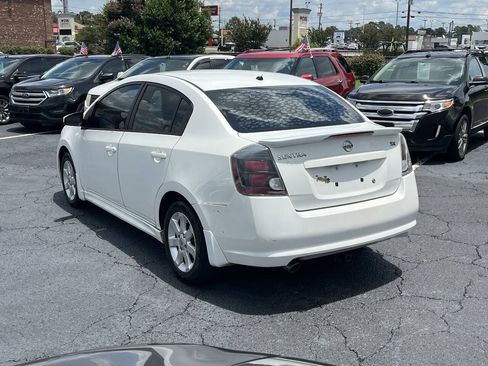 Used 2012 Nissan Sentra 2.0 SR FWD image 8