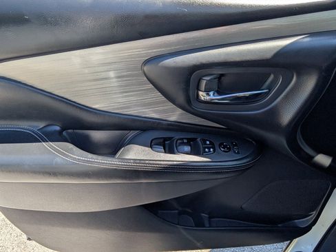 Used 2018 Nissan Murano SV FWD image 33