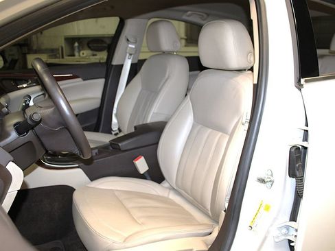 Used 2016 Buick Regal FWD image 22