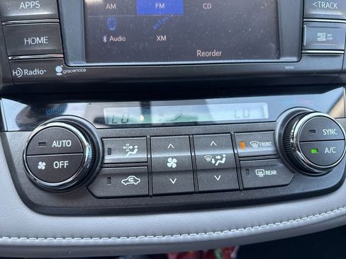 Used 2014 Toyota RAV4 XLE FWD image 31
