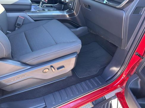 Used 2022 Ford F150 XLT w/ Equipment Group 302A High image 16