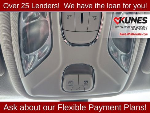 Used 2018 Jeep Compass Limited w/ Navigation Group image 16