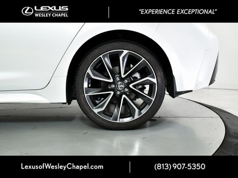 Used 2021 Toyota Corolla XSE image 11