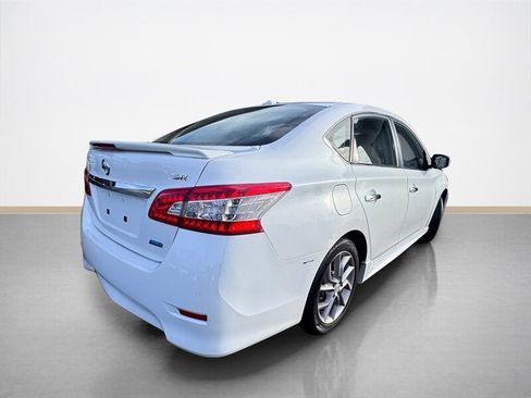 Used 2014 Nissan Sentra SR w/ Premium Package image 4