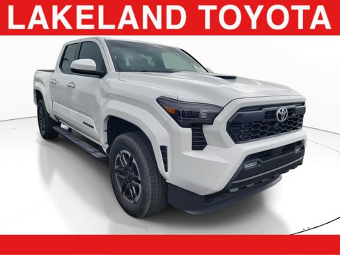 Used 2024 Toyota Tacoma TRD Sport w/ TRD Sport Upgrade Package RWD image 1