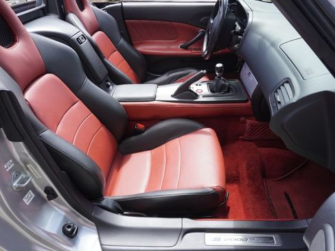 Used 2005 Honda S2000 image 23