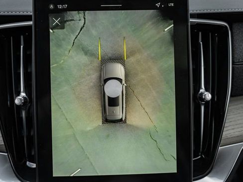 New 2026 Volvo XC90 B6 Plus w/ Protection Package Premier image 42