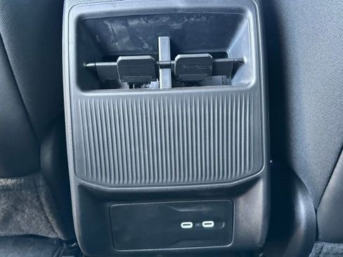 New 2026 Jeep Cherokee Limited image 16