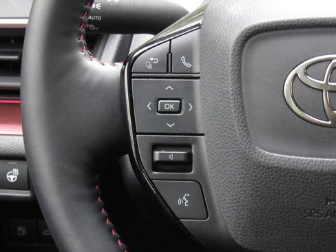 Certified 2026 Toyota Prius Plug-In Hybrid FWD image 25