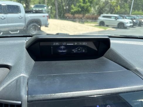 Used 2020 Subaru Crosstrek 2.0i Limited w/ Moonroof Package w/Navigation AWD/4WD image 21