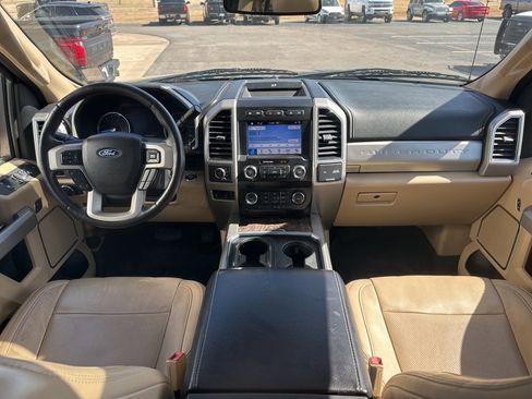 Used 2019 Ford F350 Lariat w/ Lariat Ultimate Package image 10