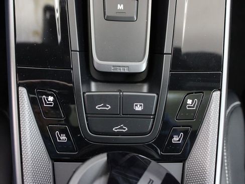 New 2026 Porsche 911 Carrera 4S image 36