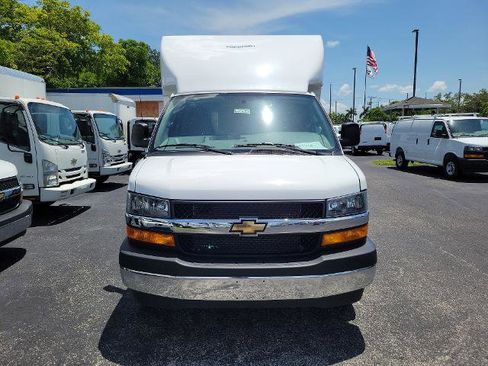 New 2025 Chevrolet Express 3500 w/ Power Convenience Package image 2