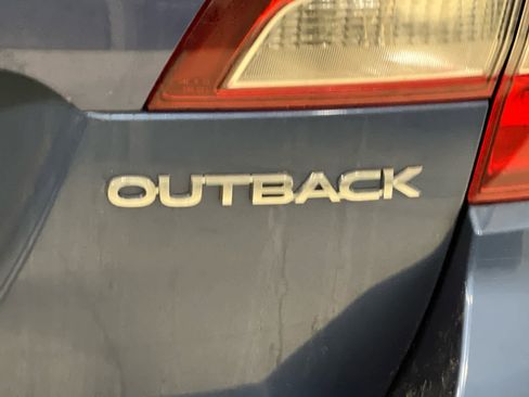 Used 2019 Subaru Outback 2.5i Premium image 8