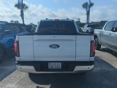 Used 2024 Ford F150 Lariat w/ Equipment Group 502A High AWD/4WD image 4