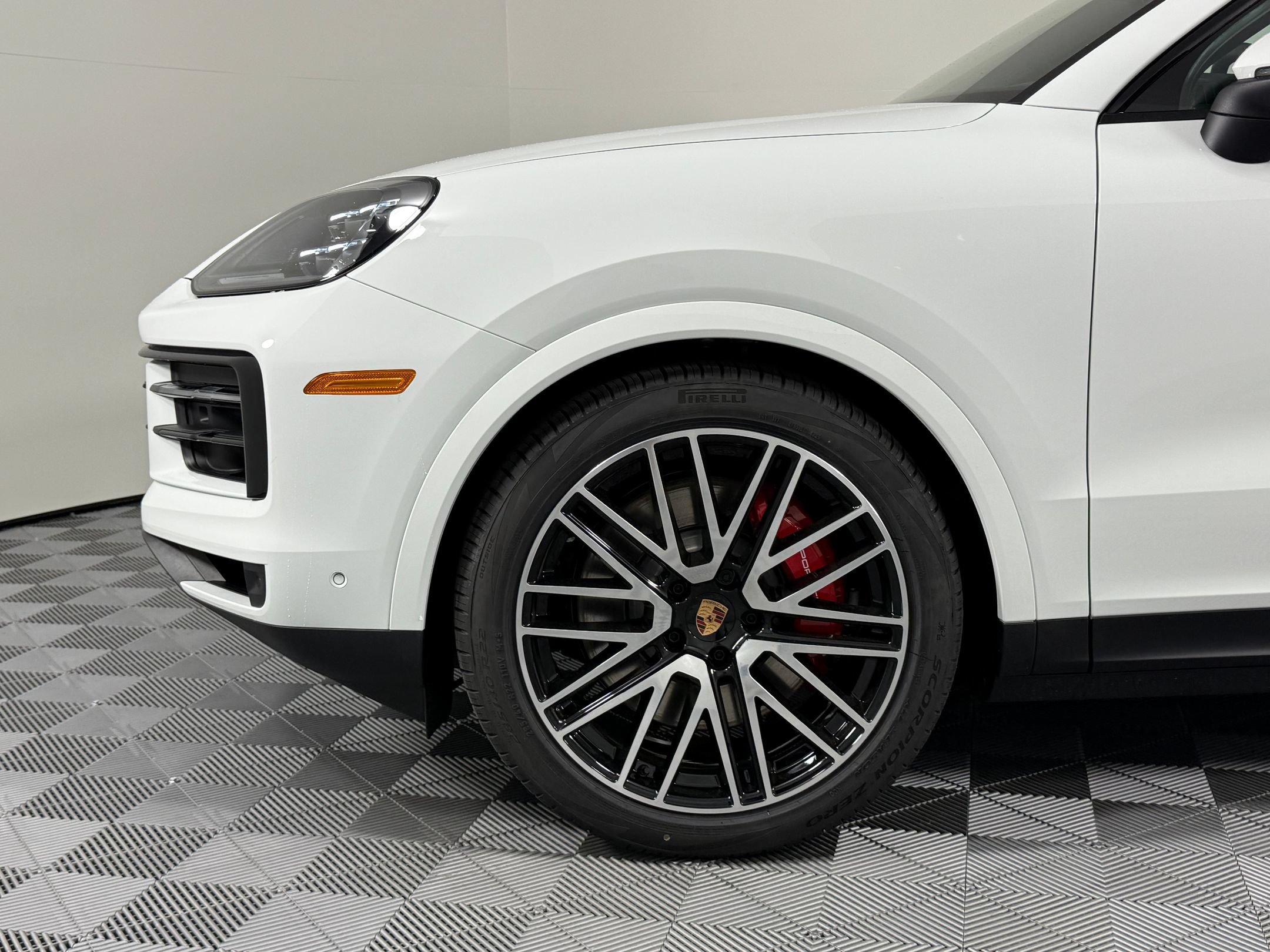 Certified 2026 Porsche Cayenne S AWD/4WD image 12