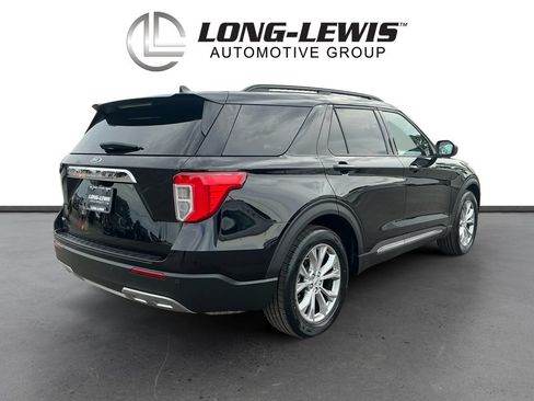 Certified 2023 Ford Explorer XLT w/ Equipment Group 202A RWD image 7