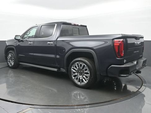 Used 2025 GMC Sierra 1500 Denali Ultimate AWD/4WD image 3