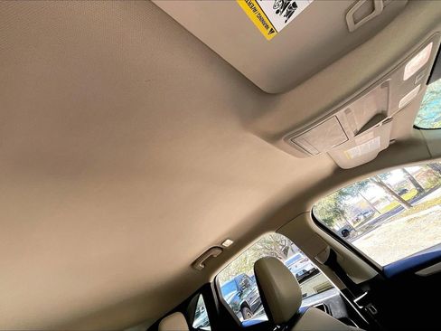 Used 2020 Ford Escape SEL image 24