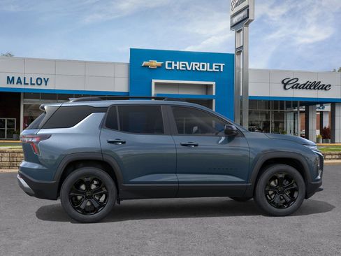 New 2026 Chevrolet Equinox LT w/ Midnight Edition image 5