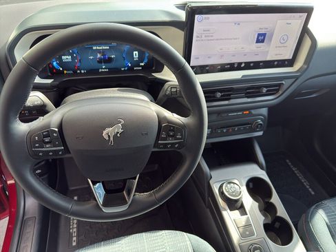 New 2025 Ford Bronco Sport Heritage w/ Convenience Package image 19