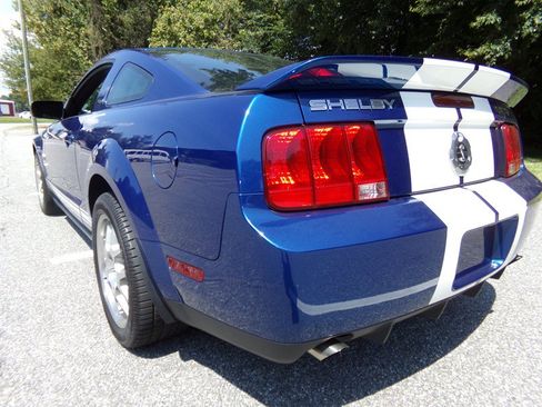 Used 2007 Ford Mustang Shelby GT500 RWD image 8