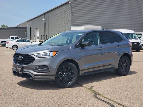 Certified 2024 Ford Edge SE w/ Black Appearance Package AWD/4WD image 28