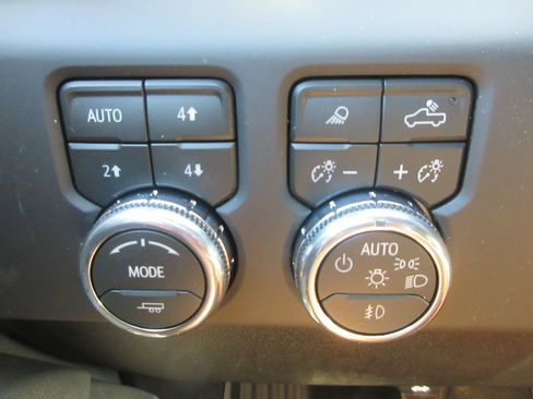 New 2026 GMC Sierra 3500 AT4 w/ AT4 Premium Plus Package image 19