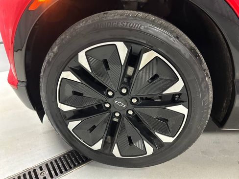 Used 2024 Chevrolet Blazer EV RS image 9