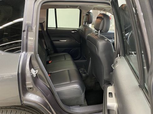 Used 2017 Jeep Compass High Altitude image 9