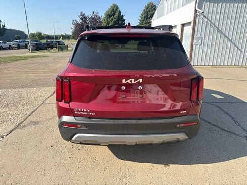 Used 2023 Kia Sorento SX Prestige AWD/4WD image 11