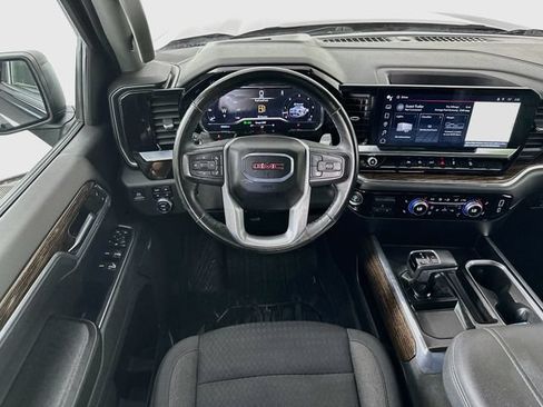 Used 2024 GMC Sierra 1500 Elevation w/ Preferred Package AWD/4WD image 19