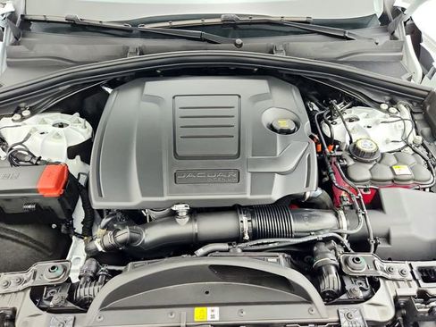 Certified 2025 Jaguar F-PACE R-Dynamic S image 20