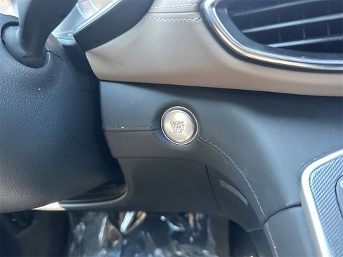 Used 2021 Hyundai Santa Fe Limited image 25