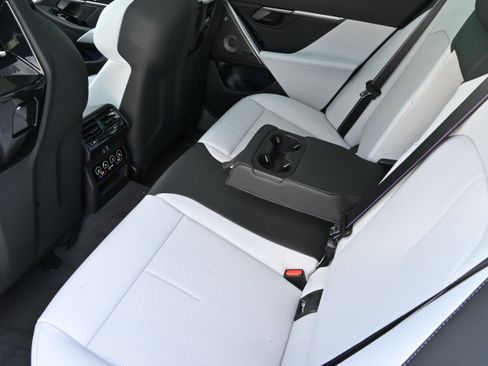 New 2026 BMW M5 AWD/4WD image 11