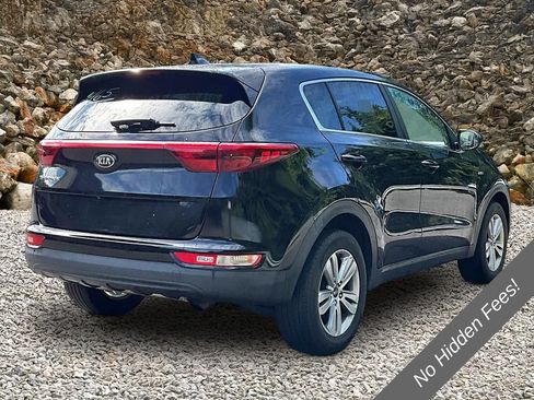 Used 2018 Kia Sportage LX AWD/4WD image 2