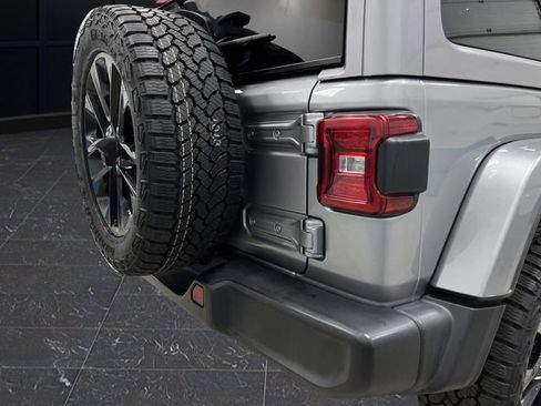 Used 2021 Jeep Wrangler Unlimited Sahara image 32