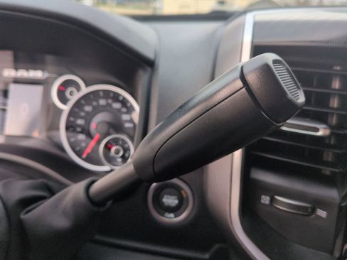 New 2026 RAM 2500 Big Horn AWD/4WD image 31
